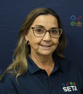 Photo of Lisa Hutchinson